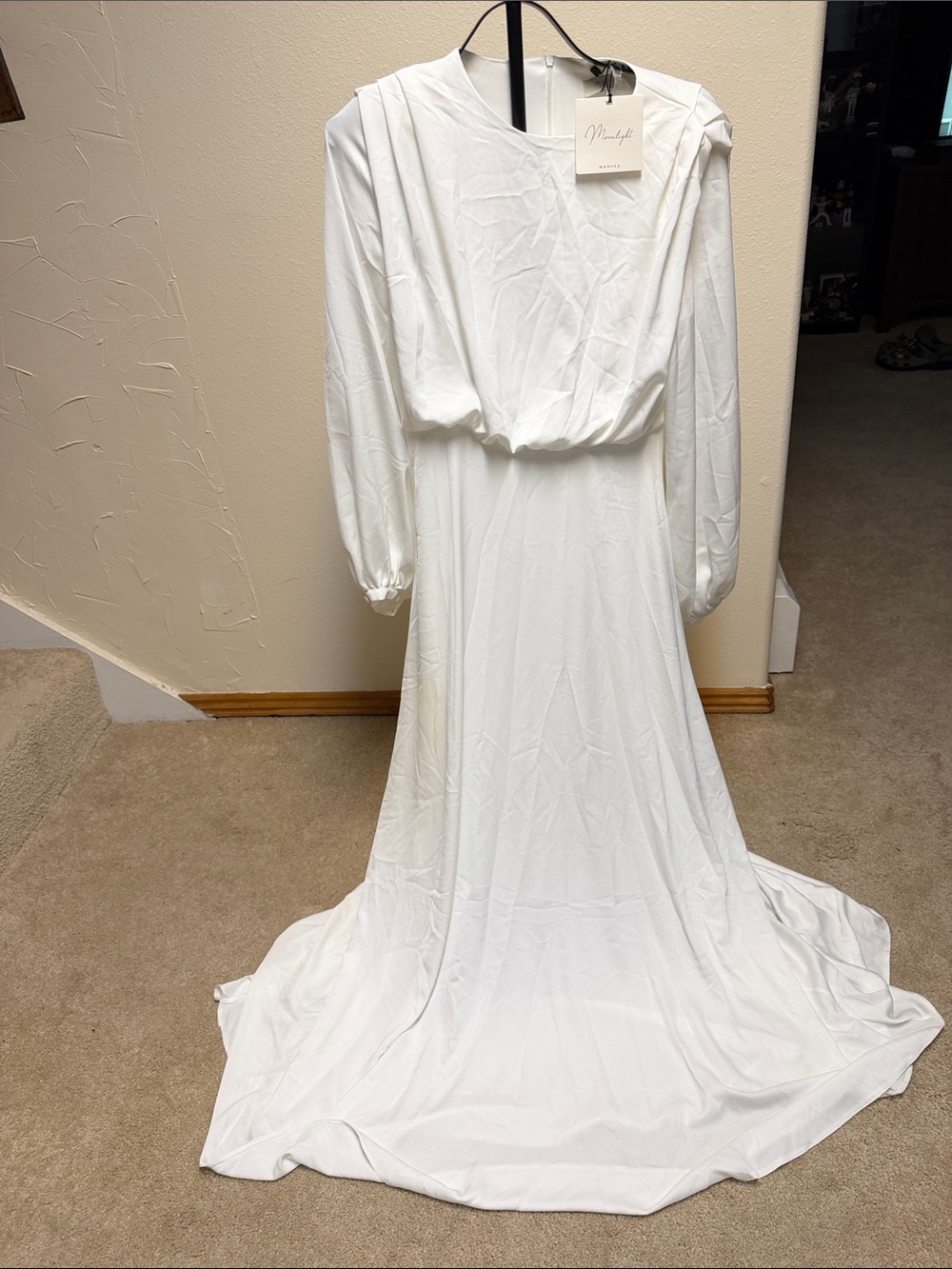 Manuka Moonlight White Long Sleeve full-Length Dress